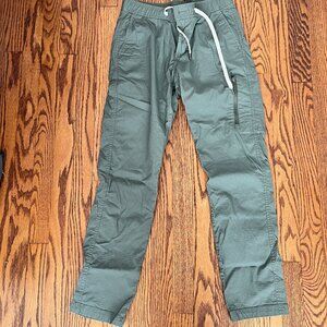 VUORI RIPSTOP PANTS X-SMALL NEVER USED OLIVE COLOR
